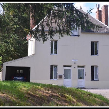 Studio "Au Bord De L'Eau" 2 Chambon-sur-Voueize Kültér fotó