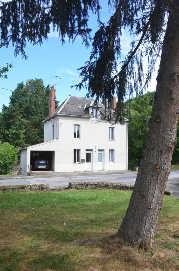 Studio "Au Bord De L'Eau" 2 Chambon-sur-Voueize Kültér fotó