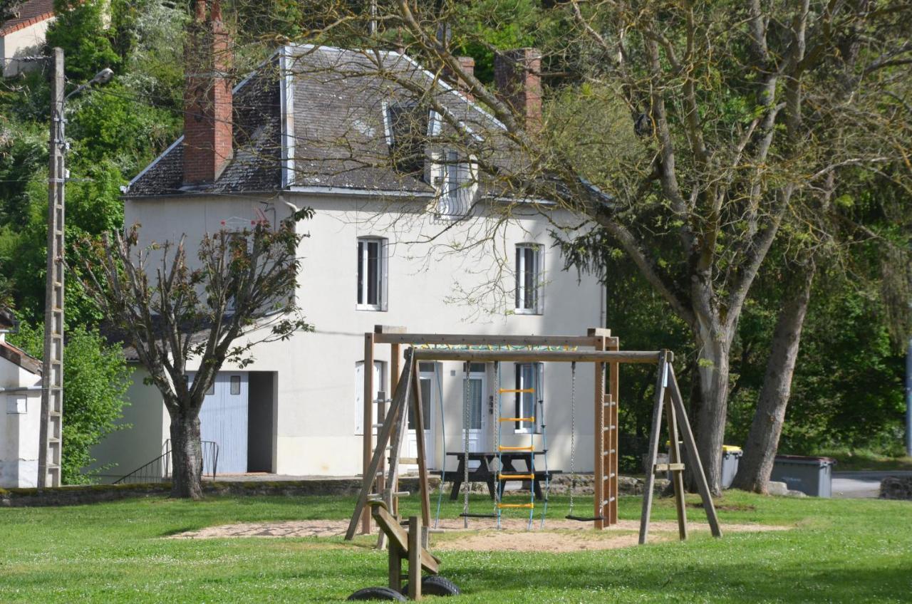 Studio "Au Bord De L'Eau" 2 Chambon-sur-Voueize Kültér fotó